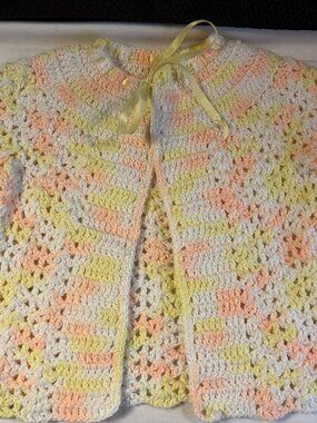 NEW Handmade cardigan sweater infant size 12-18 month Pale Yellow/Peach